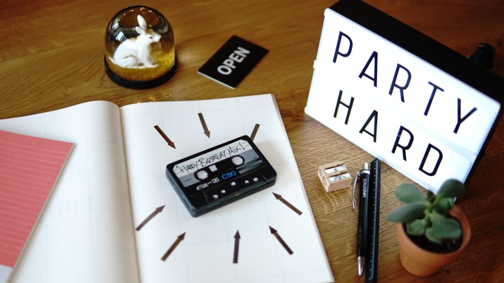 Photo payroll management