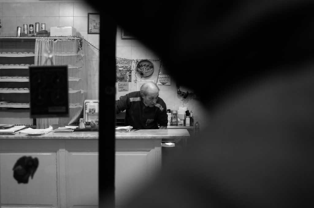 Photo payroll management